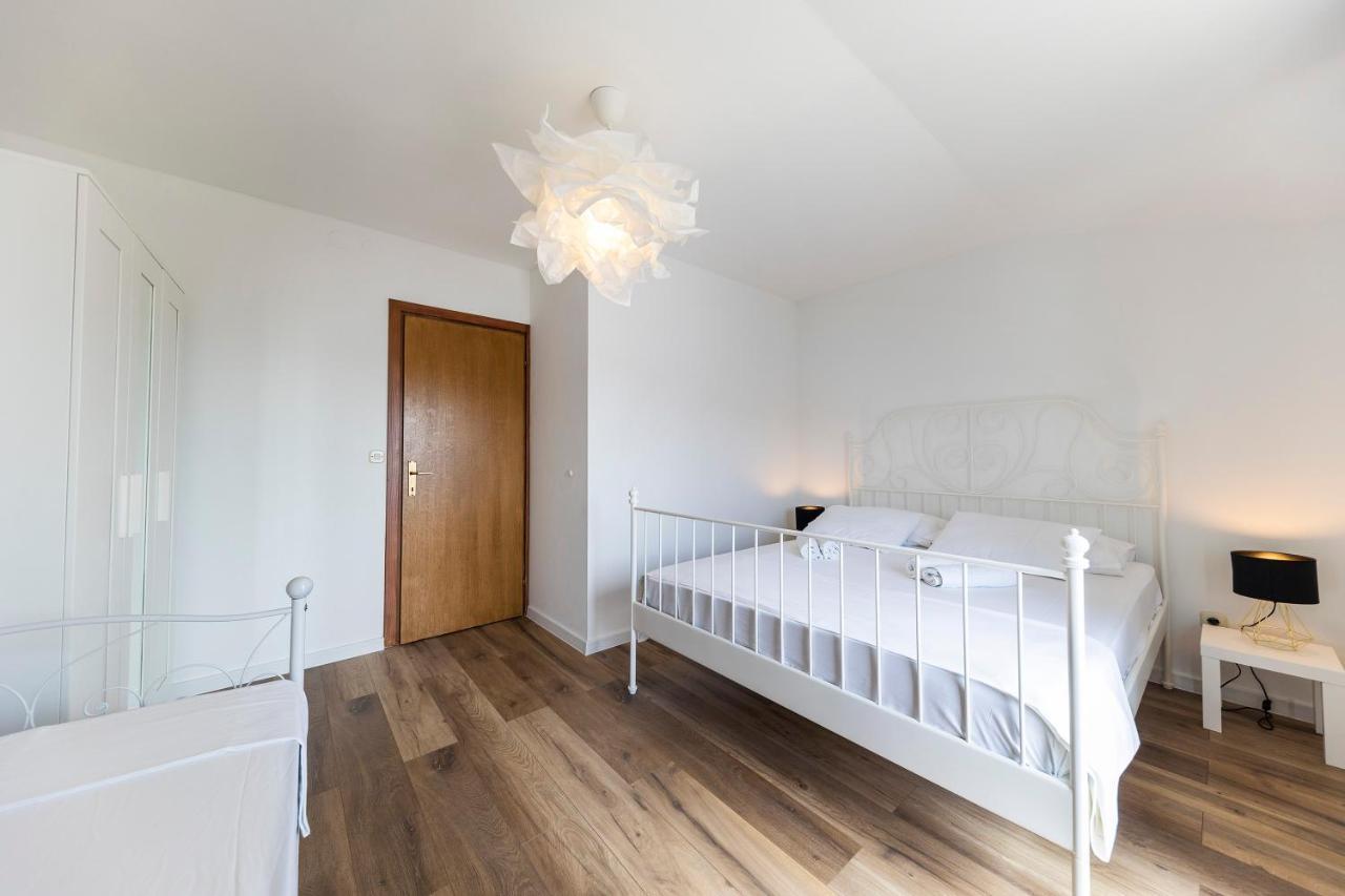 Apartmani Maestral Dobropoljana Eksteriør bilde